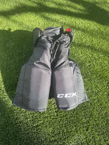 New Large CCM Pro Stock HP45 Hockey Pants