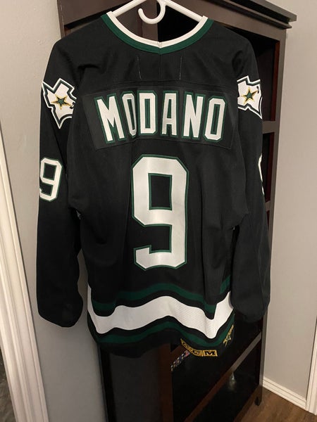 Dallas Stars Mike Modano 1990's CCM Jersey