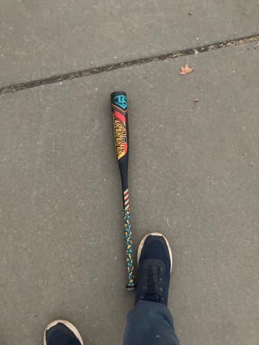 Used Louisville Slugger (-11.5) 15.5 oz 27" Diva Bat