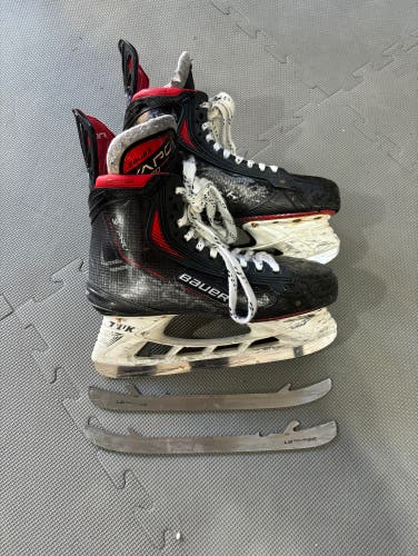 Used Bauer Vapor 3x Pro, 9.5 With Extra Steel