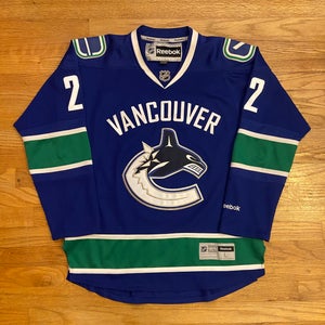 Vancouver Canucks Daniel Sedin jersey