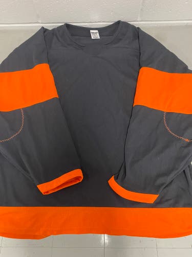 Flyers colors black/orange large jersey