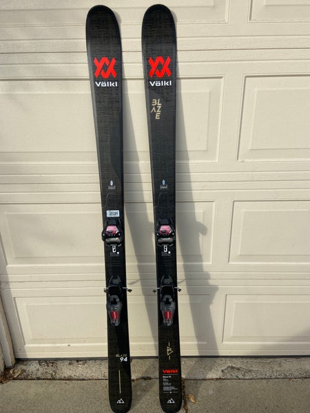 Used 2022 Men's Volkl 179cm All Mountain Blaze 94 Skis With Bindings