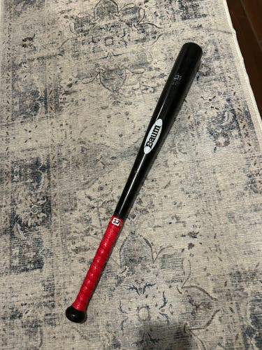 Used Baum BBCOR Certified Composite 25 oz 30" White Stock Bat