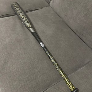 Used 2022 Easton USABat Certified Alloy 19 oz 30" Hyperlite Matrix Alloy Bat