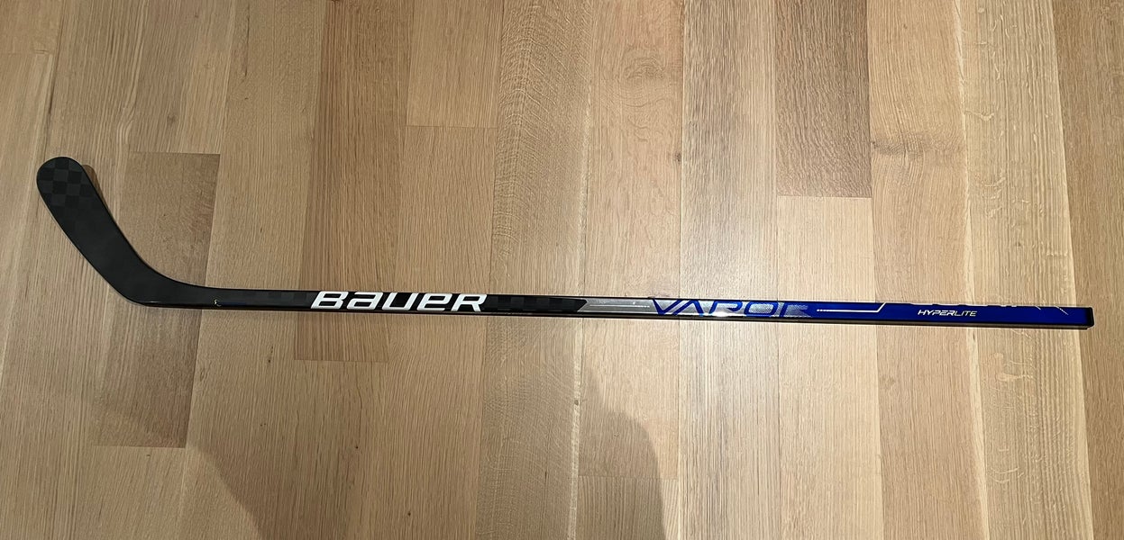 NEW Pro Stock Bauer Vapor ADV (Hyperlite Dress) P92 L5 Grip 77 Flex Right