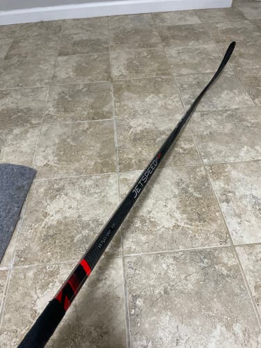 Used Senior CCM Hockey Stick P29 JetSpeed FT670 Flex Grip Right Handed