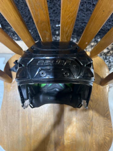 Used Medium Bauer Hyperlite Helmet