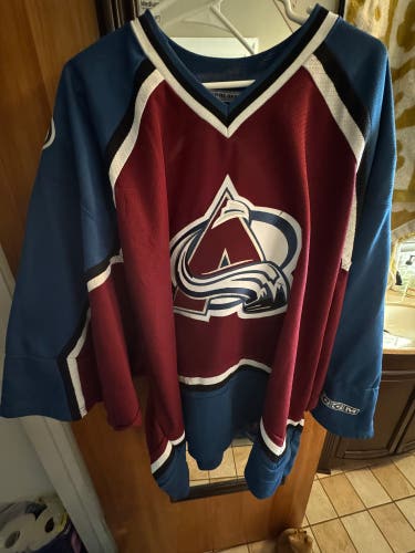 Colorado Avalanche Goalie Cut Jersey