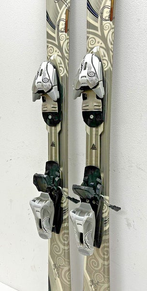 K2 T:Nine True Luv 156cm 119-72-103 r=12m Women's Skis Marker