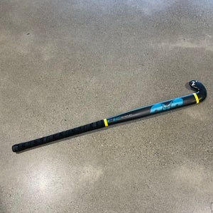 TK 2.4 Late Bow Field Hockey Stick 36.5"