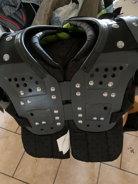 Used XS Youth Schutt DS Flex Shoulder Pads