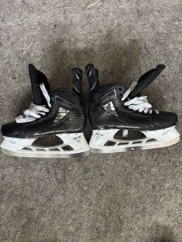 Used Senior True Regular Width  Pro Stock 10 Pro Custom Hockey Skates