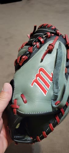 Used Marucci Right Hand Throw Catcher's Caddo Baseball Glove 31"