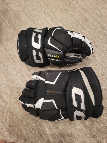 Used CCM Tacks AS-V Gloves 13"