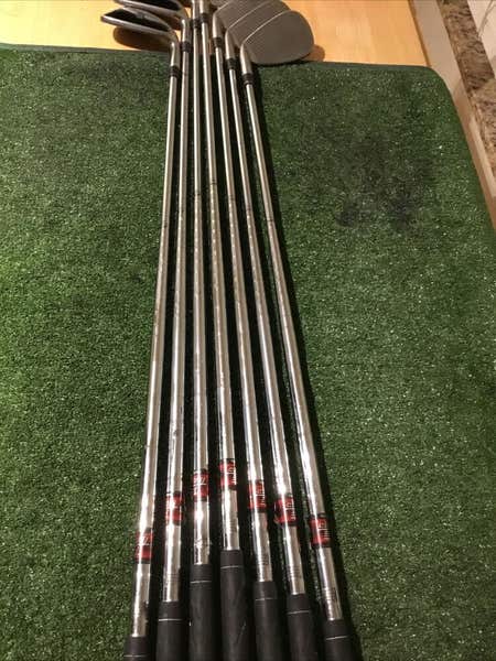 Walter Hagen SB3+ Split Bar Irons Set (4-PW) True Temper Steel