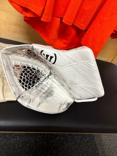 Warrior g7 pro goalie glove