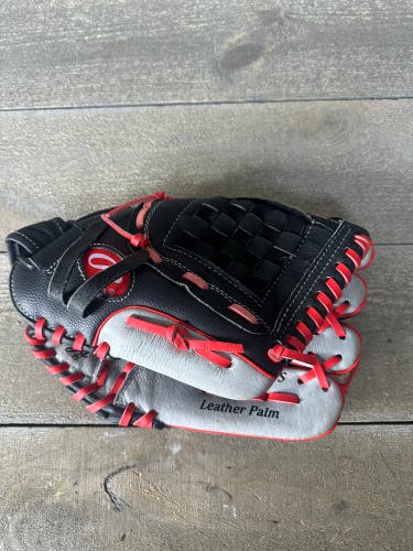 Rawlings Baseball Glove Playmaker Series PM110GBS 11in Red And Black Youth Kids