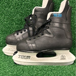 CCM JetSpeed XL25 Size 4.0 Hockey Skates