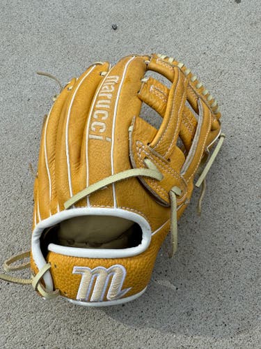 Used Infield Right Hand Throw Marucci Acadia Baseball Glove 12"