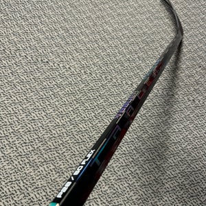 Bauer Nexus Tracer 50 flex P28 curve right hand stick