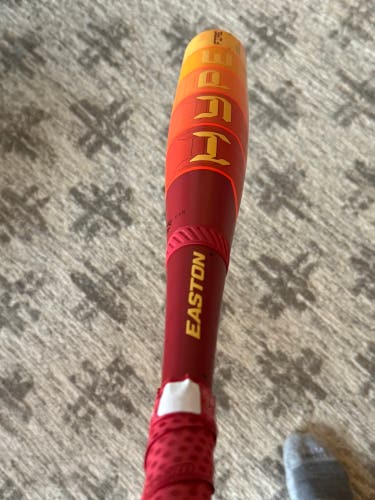New 2025 Easton USSSA Certified Composite 22 oz 30" Hype Fire Bat