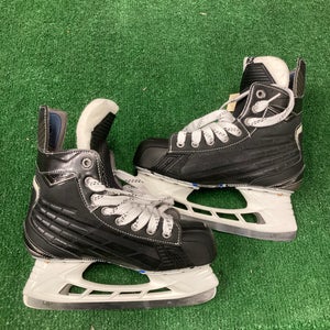 New Bauer Nexus 7000 Hockey Skates | Intermediate 5.5