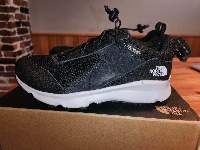 Brand New The North Face Hiking Shoes junior size 2