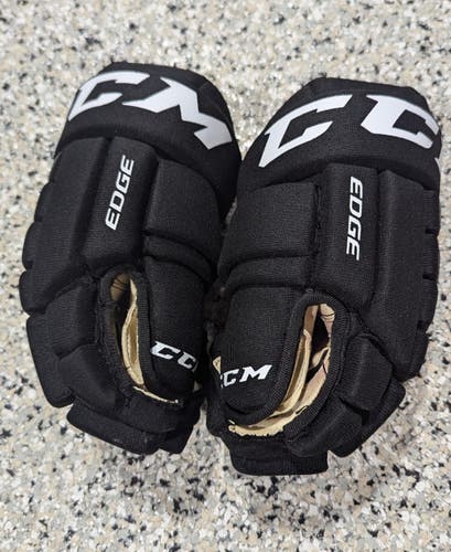 Gently Used CCM Edge Gloves 12"