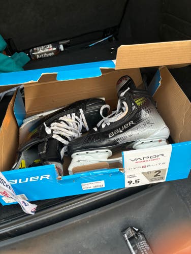 New 2024 Bauer Pro Stock 9.5 Vapor Hyperlite 2 Hockey Skates