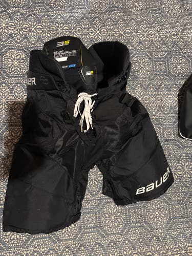 Medium Black Bauer 3S Pro pants