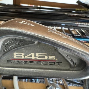 Tommy Armour Silver Scot 845 4-iron (24*) with Ligth Steel Flex 2903