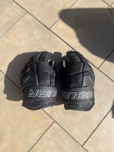 Bauer Supreme Ultra Sonic Gloves 14”