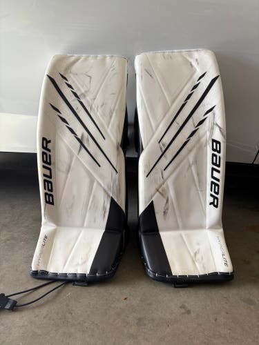 Bauer Hyperlite Goalie Leg Pads (Small)