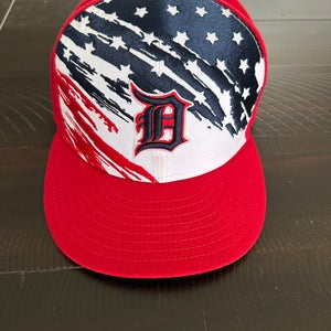 Detroit Tigers New Era Red 4th of July Fitted Hat