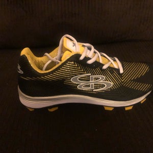 Yellow New Men's Low Top Molded Cleats