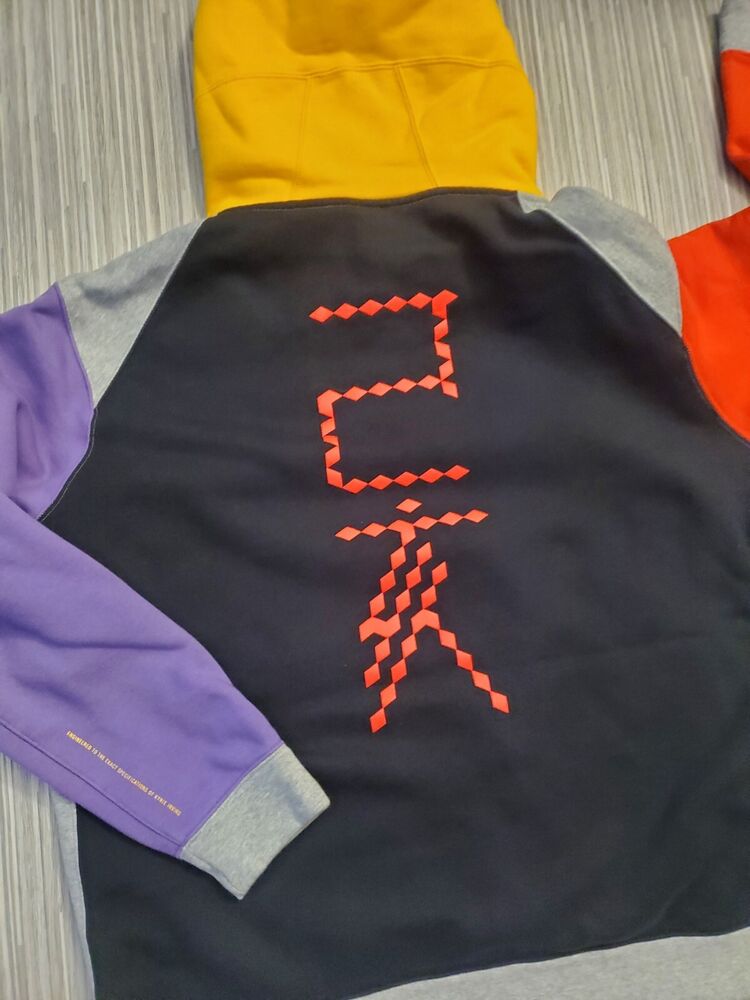 NIKE KYRIE IRVING Colorblock Chinese New Year Hooded Sweatshirt