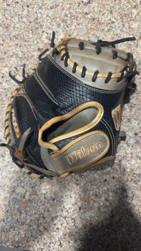Wilson A2000 PF33 Catchers Mitt