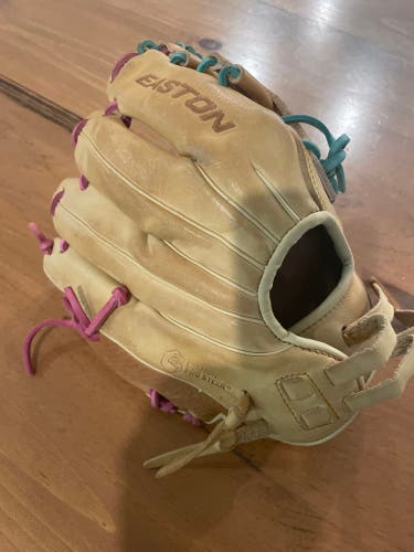 RHT 11.5" Morgan Stuart Elite Softball Glove