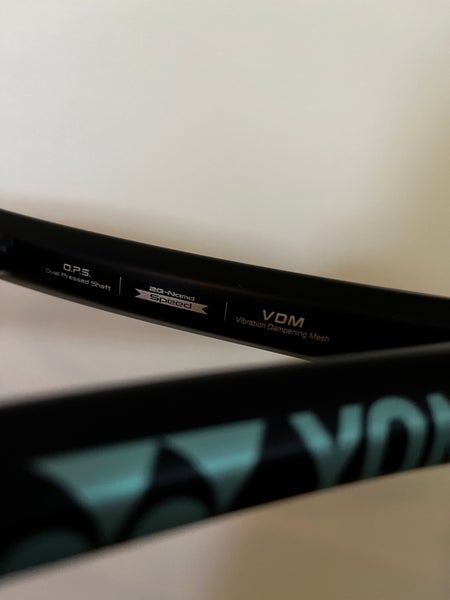 Yonex Ezone 98L Grip Size 4 0/8”
