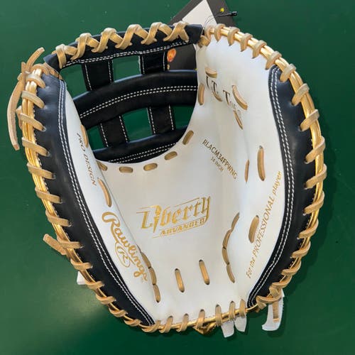 New 2025 Rawlings Right Hand Throw Catcher's Liberty Advanced Softball Glove 34"