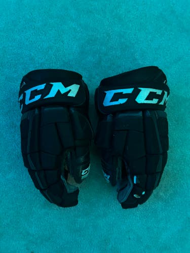 Pro Stock Alex Iafallo Game Worn Gloves