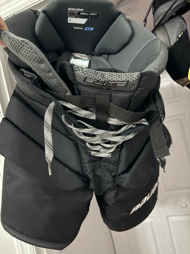 Used Small Bauer Elite Hockey Goalie Pants
