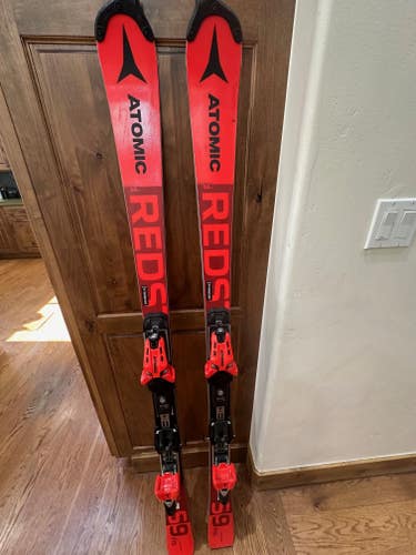 ATOMIC REDSTER S9 SL RACE SKIS 157cm  WITH X16 BINDING - GREAT CONDITION