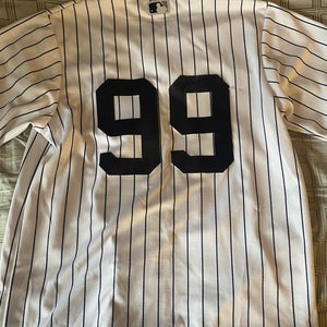 White New Medium Majestic Jersey