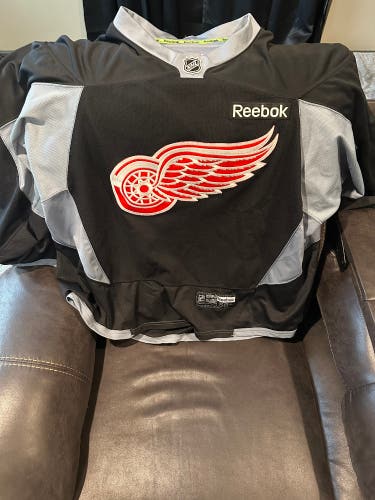 Detroit Red Wings Reebok Practice Jersey
