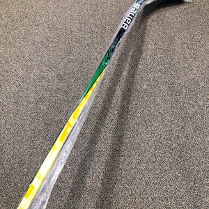 New Intermediate Bauer Supreme UltraSonic Hockey Stick Left Hand P92