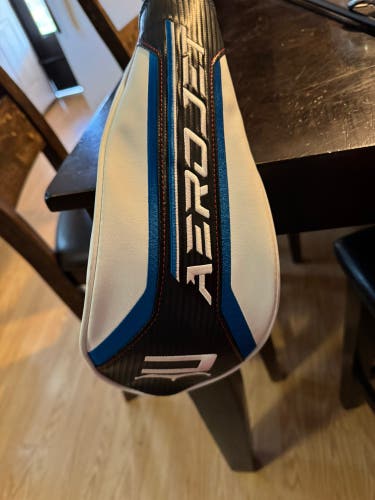 Used 2023 Cobra Right Handed Stiff Flex 9 Loft AeroJet Driver