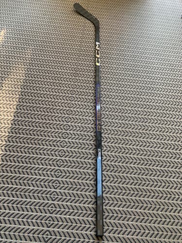 New Senior CCM Left Hand P88  RibCor Trigger 9 Pro Hockey Stick