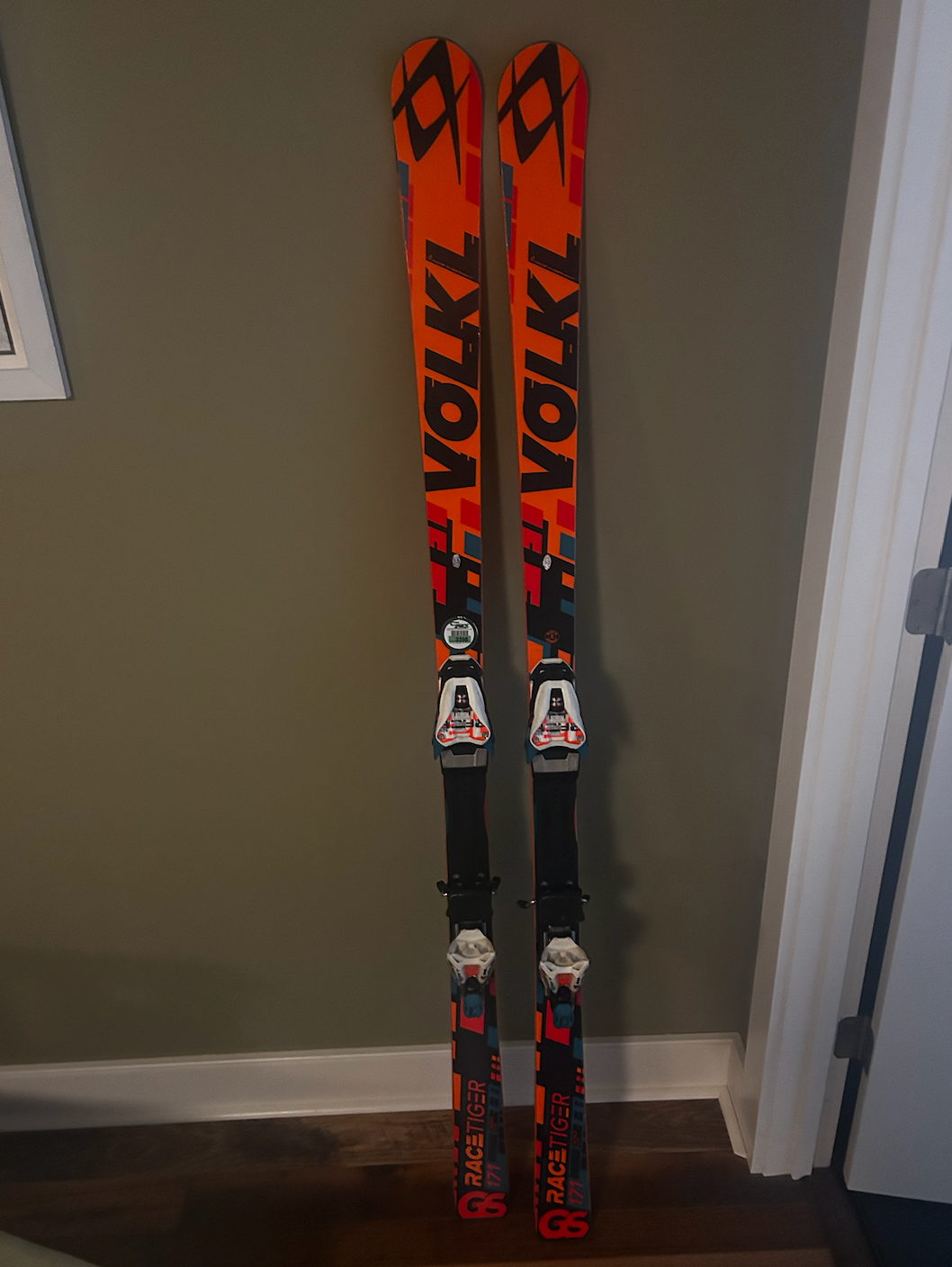 Volkl 171cm Racetiger GS Skis | SidelineSwap | Buy and Sell